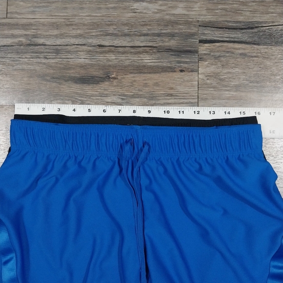 Nike Dry Attack Shorts Women Size M Blue Black Athletic Track Gym Workout Shorts - Picture 6 of 11